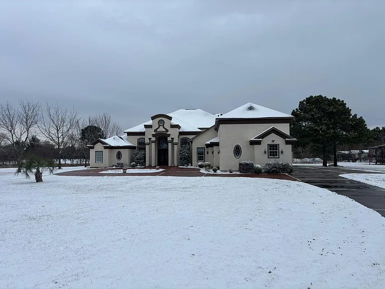 943 High Meadow Ranch Dr — Photo 49