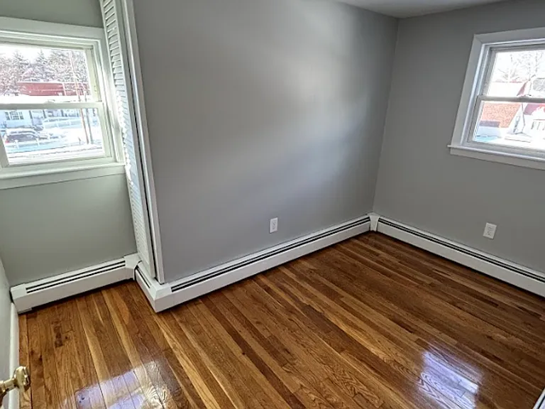131 Main St — Photo 7