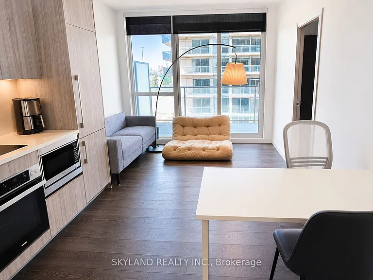 27 McMahon Dr #608 — Photo 27