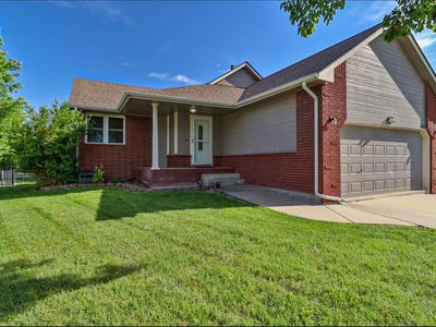 866 S Bedford Ct, Wichita, KS, 67207