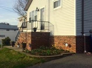 4 Point St, New Bedford, MA 02744