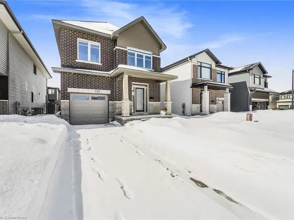 775 Wooler Pl, Ottawa, ON K1T 0V3