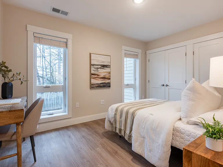 Truslow Residences — Photo 42