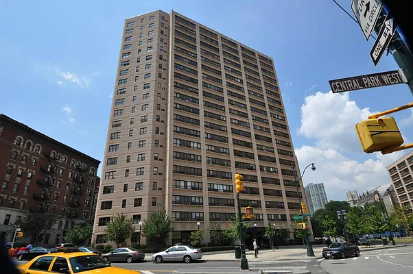 Rented by Keller Williams NYC | media 24