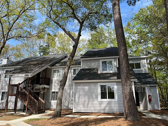 4th image of 7 Rudwick Cir