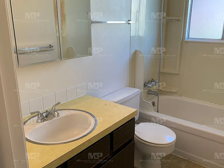 1719 Banyan Dr — Photo 8