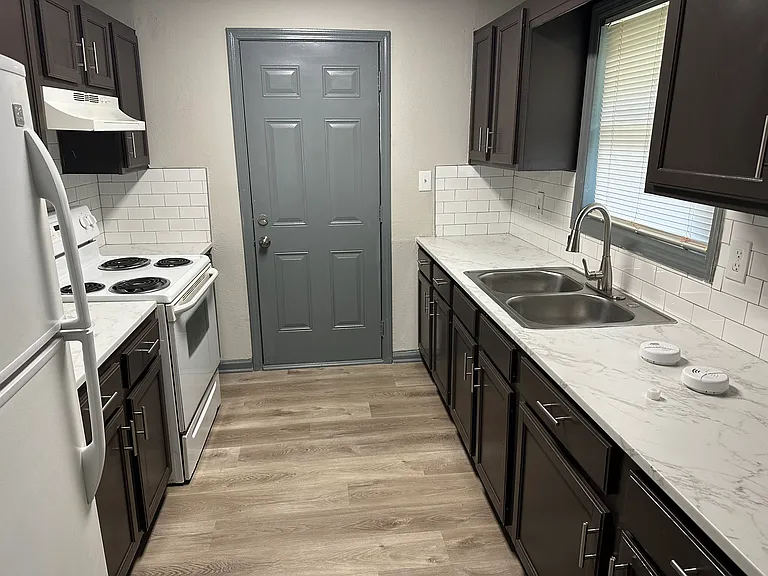 1355 Campbellton Rd SW #A — Photo 5