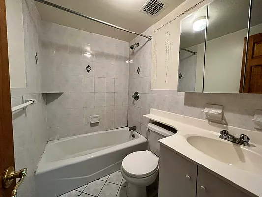 Rented by Oxford Property Group | media 6