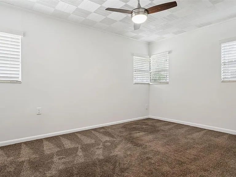 2603 N Ridgewood Ave — Photo 23