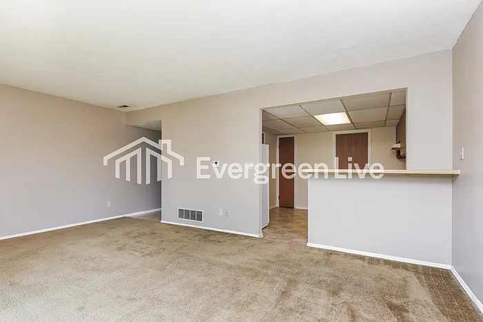 6544 Rolling Glen Dr — Photo 5