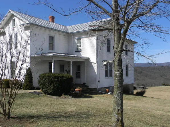 2637 N Mountain Rd, Mount Jackson, VA 22842
