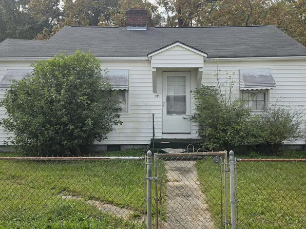 69 Pelham Hts, Anniston, AL 36206