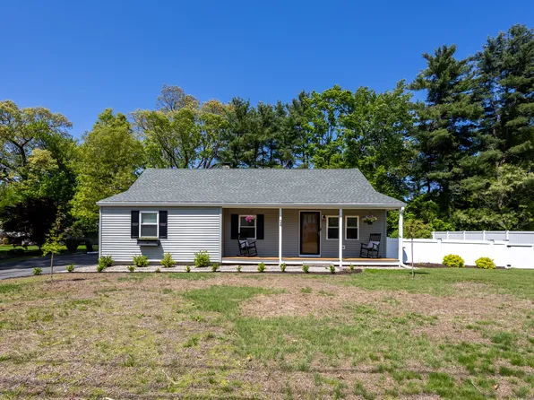 24 White Oak Lane, Simsbury, CT 06070