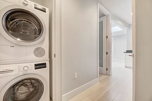 Rented by REAL New York | media 23