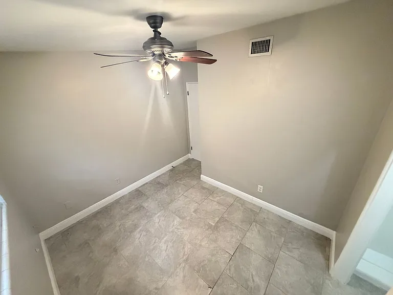 3612 Surrey Dr — Photo 20