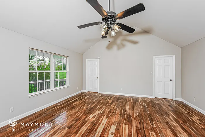 3 bed, 2.0 bath, 1248 sqft, $1,475 — Photo 4