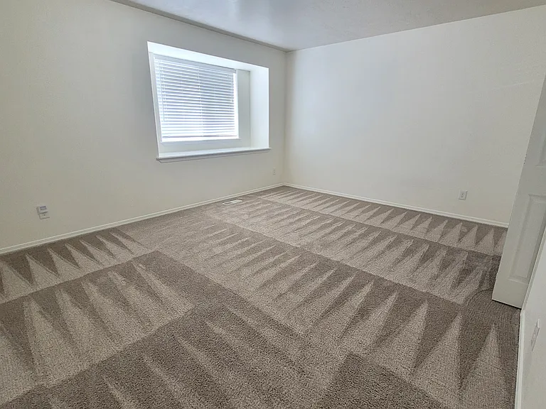 2556 E Copper Point — Photo 37