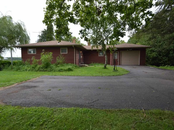 1598 County Road B, Platteville, WI 53818