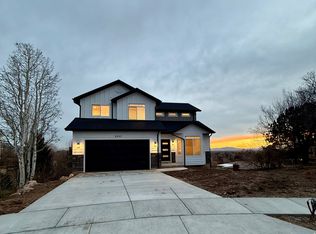 5053 Cheyenne Cir, Ogden, UT 84403