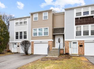 1803 Dumont Ln, Schaumburg, IL 60194