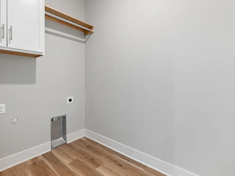 2737 S Airman St #100/200 — Photo 2