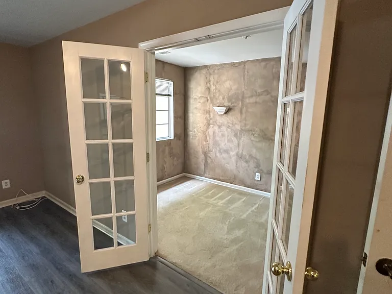 4906 Columbia Rd #2 — Photo 29