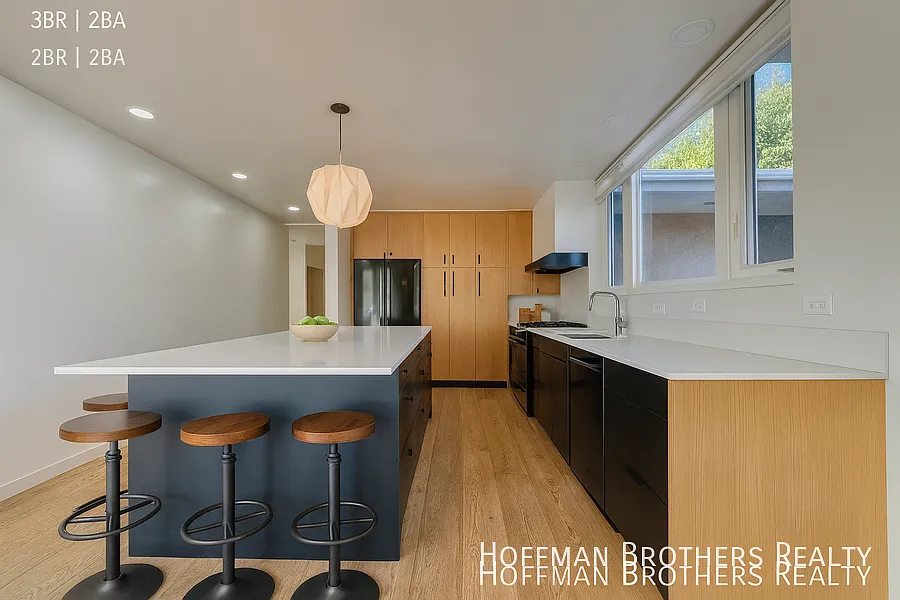 Building Photo - 932 Maltman Ave #14