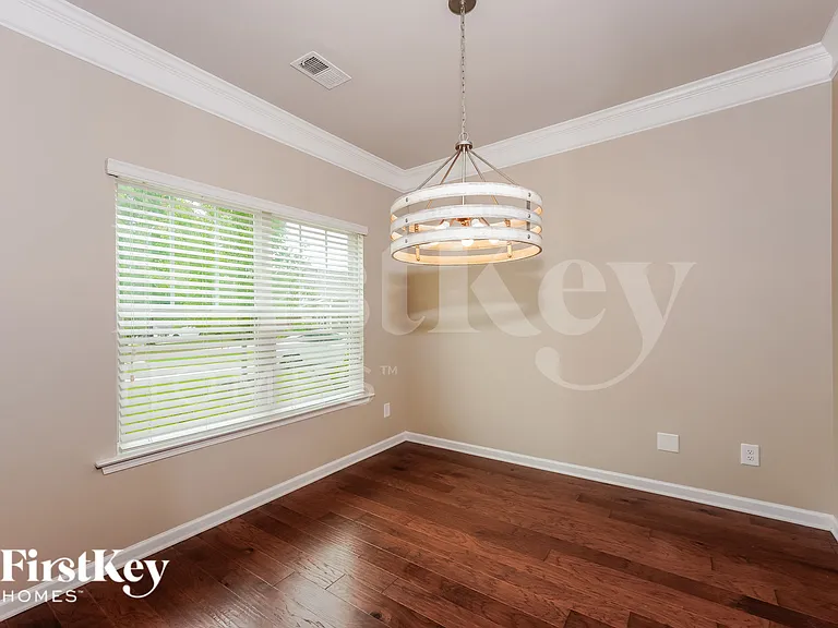 1290 Overlook Dr — Photo 6