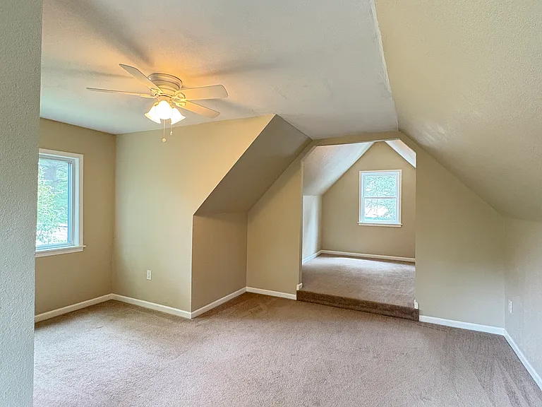 3rd bedroom and flex room.