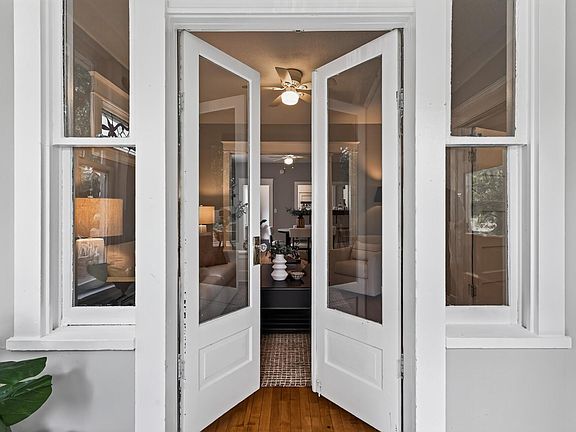 3rd image of 1047 5th St E