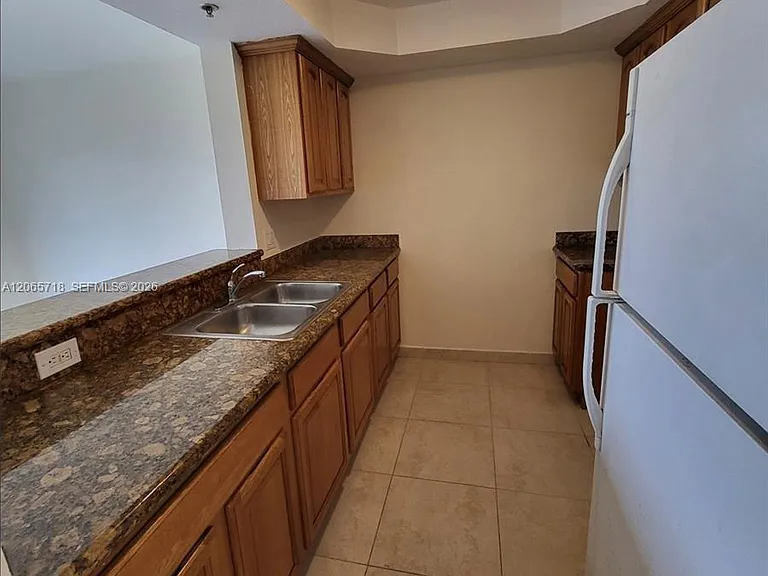 2647 NW 25th Ave #511 — Photo 5