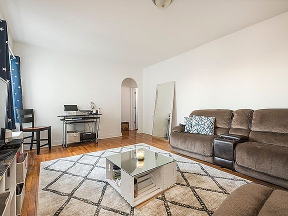 2nd image of 4514 43rd St #2C