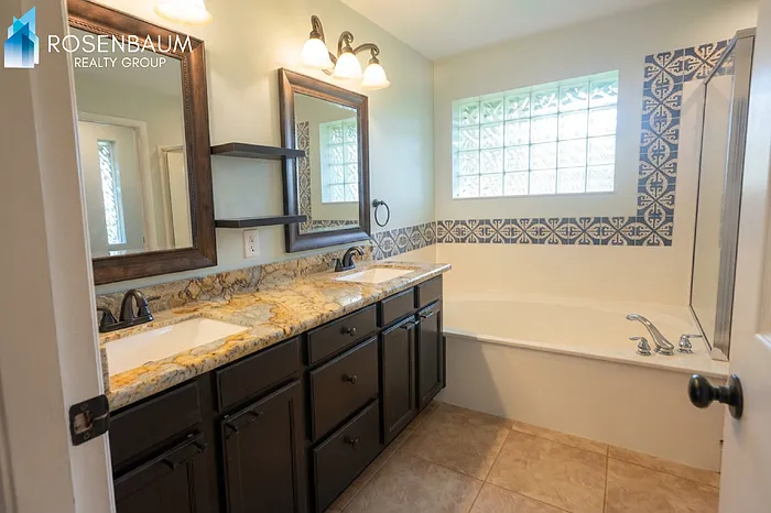 3122 E Monterosa St — Photo 8