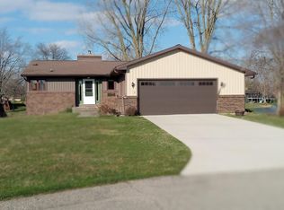 181 Brookwood Ct, Grandville, MI 49418