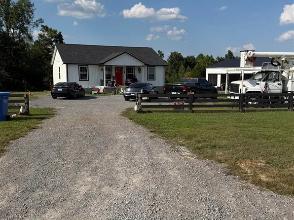 314 Hilburn Springs Rd, Scottsville, KY 42164