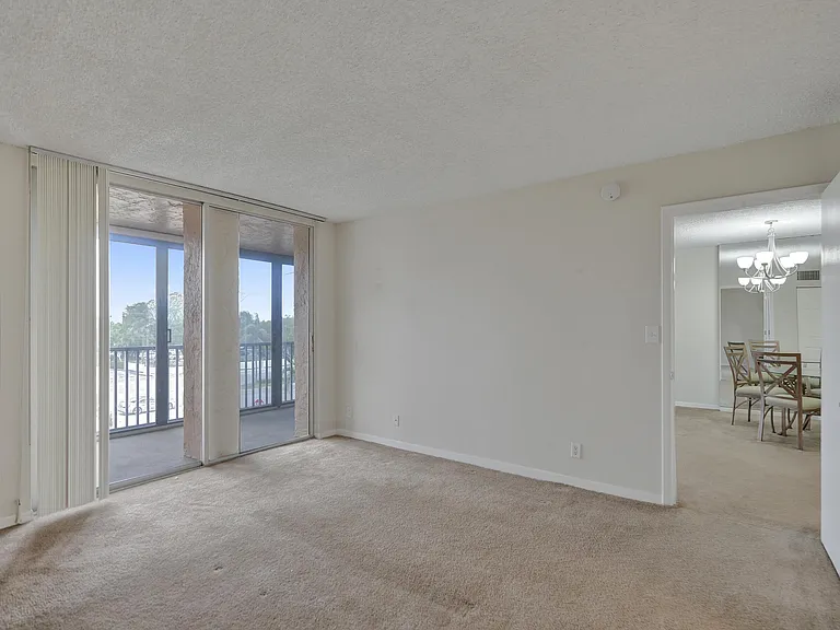 740 S Federal Hwy #312 — Photo 19