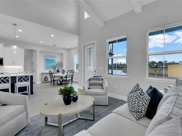 7124 Saona Ct, Naples, FL 34113