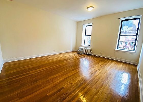 1st image of 300 E 38th St APT 4C