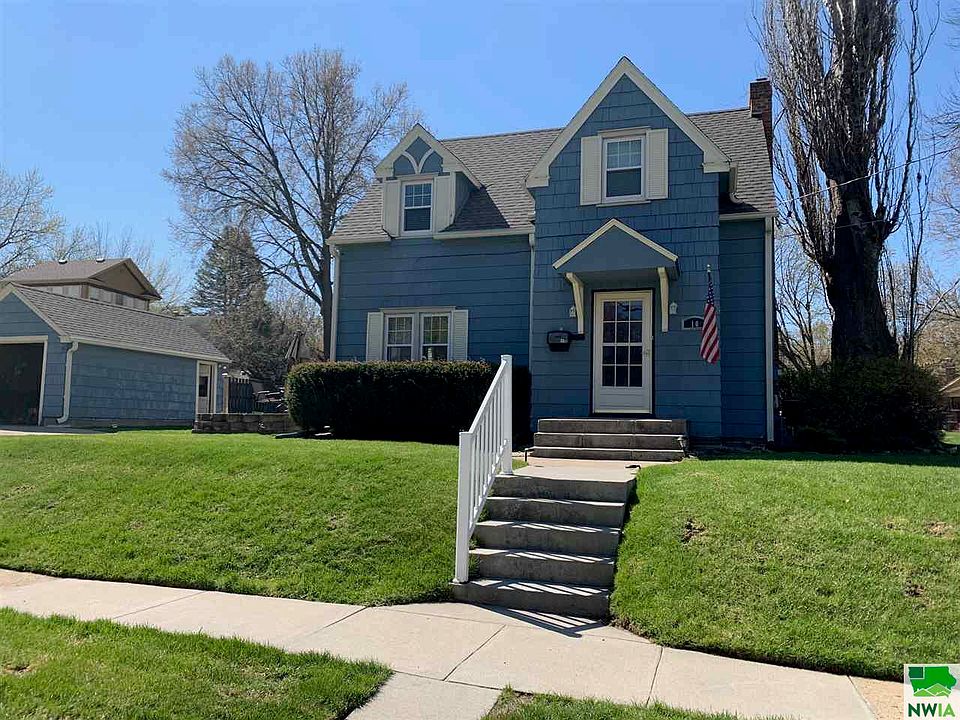 1st image of 10 32nd St