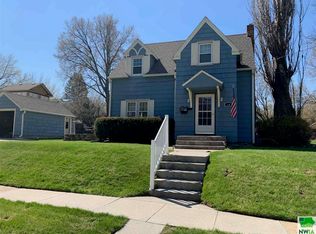 10 32nd St, Sioux City, IA 51104