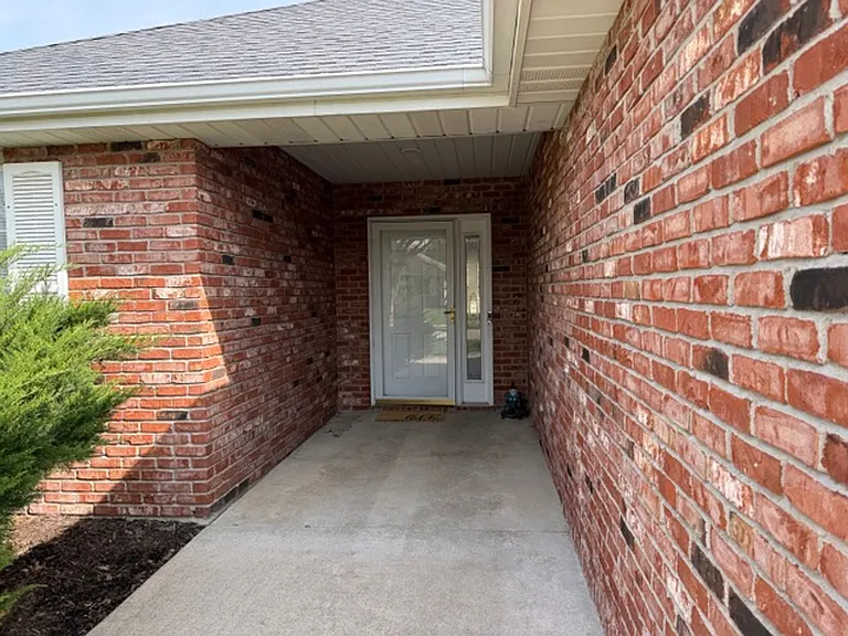 707 Ames Dr — Photo 2