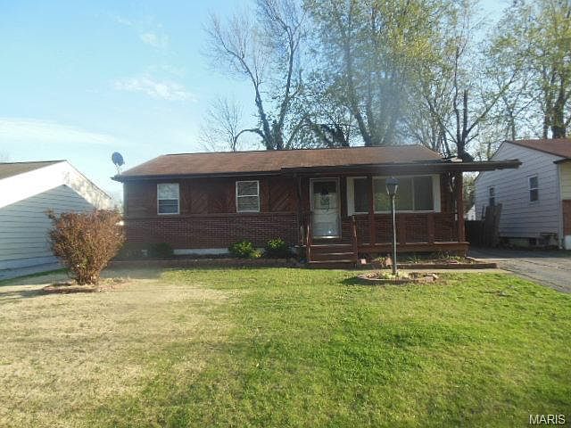 1st image of 1360 Farmview Ave