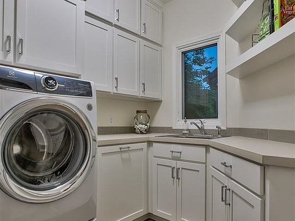 4th image of 17835 Bay Wood Dr