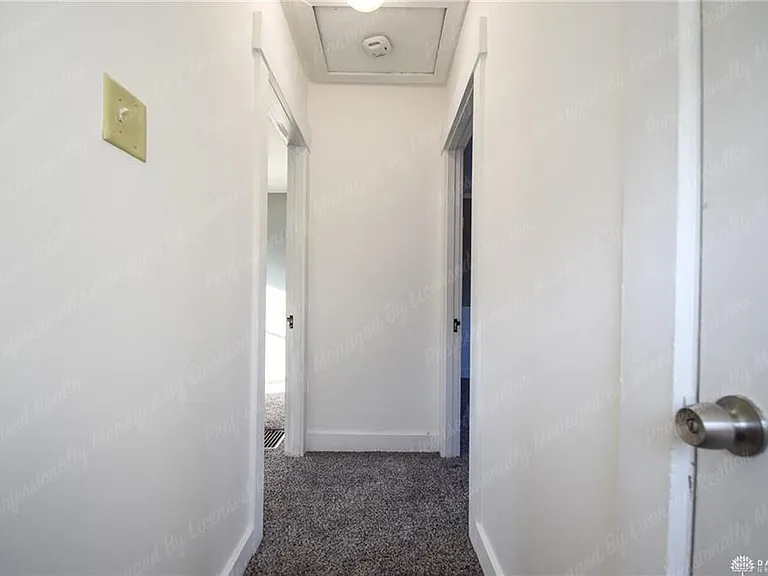 2926 Robin Rd — Photo 19