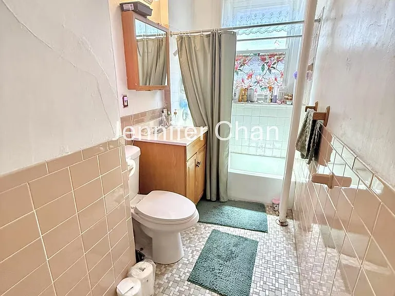 30-32 Glenville Ave #3 — Photo 7