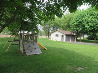 W698 Meadow Dr, Green Lake, WI 54941