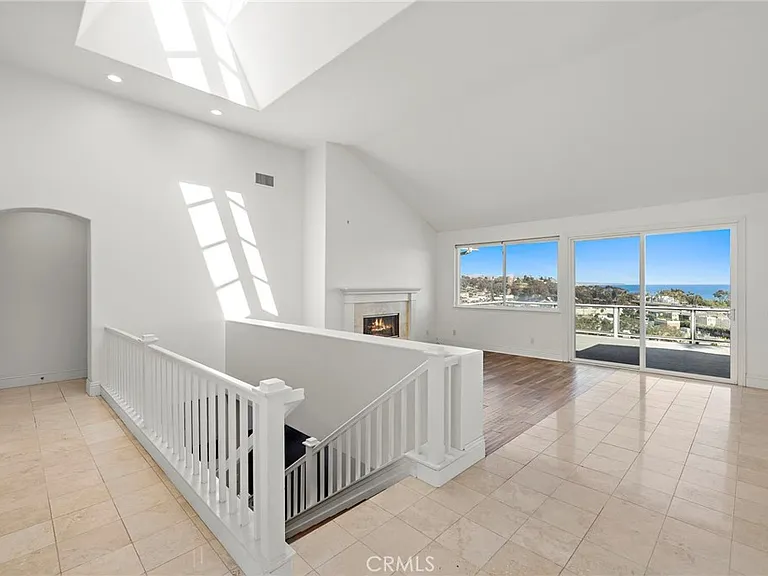34042 Cambridge Rd — Photo 4