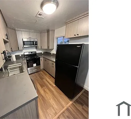 14655 Vanowen St #3 — Photo 8