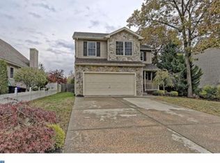 251 N Grand St, Hammonton, NJ 08037