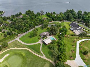 2331 Buck Island Dr, Guntersville, AL 35976